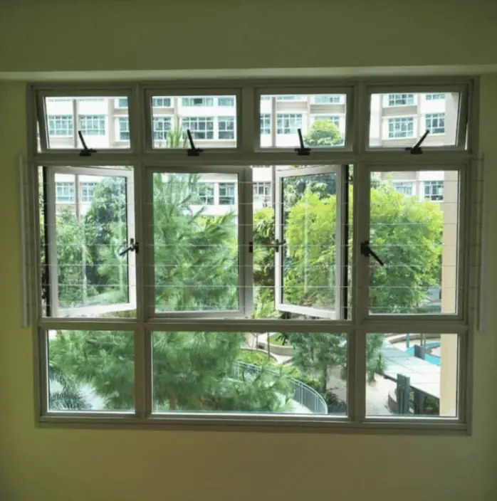 Condo invisible grilles