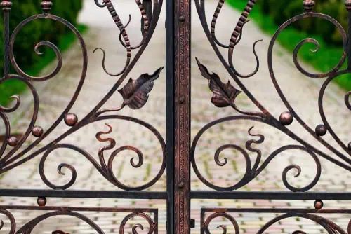 Choosing a Wrought Iron Gate